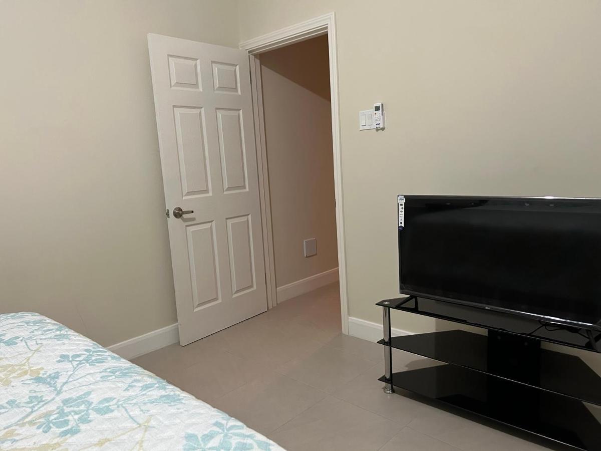 Seamist Villa @Oceanpointe Lucea Comfy 2Br W/Pool Gym & Parking Exterior photo