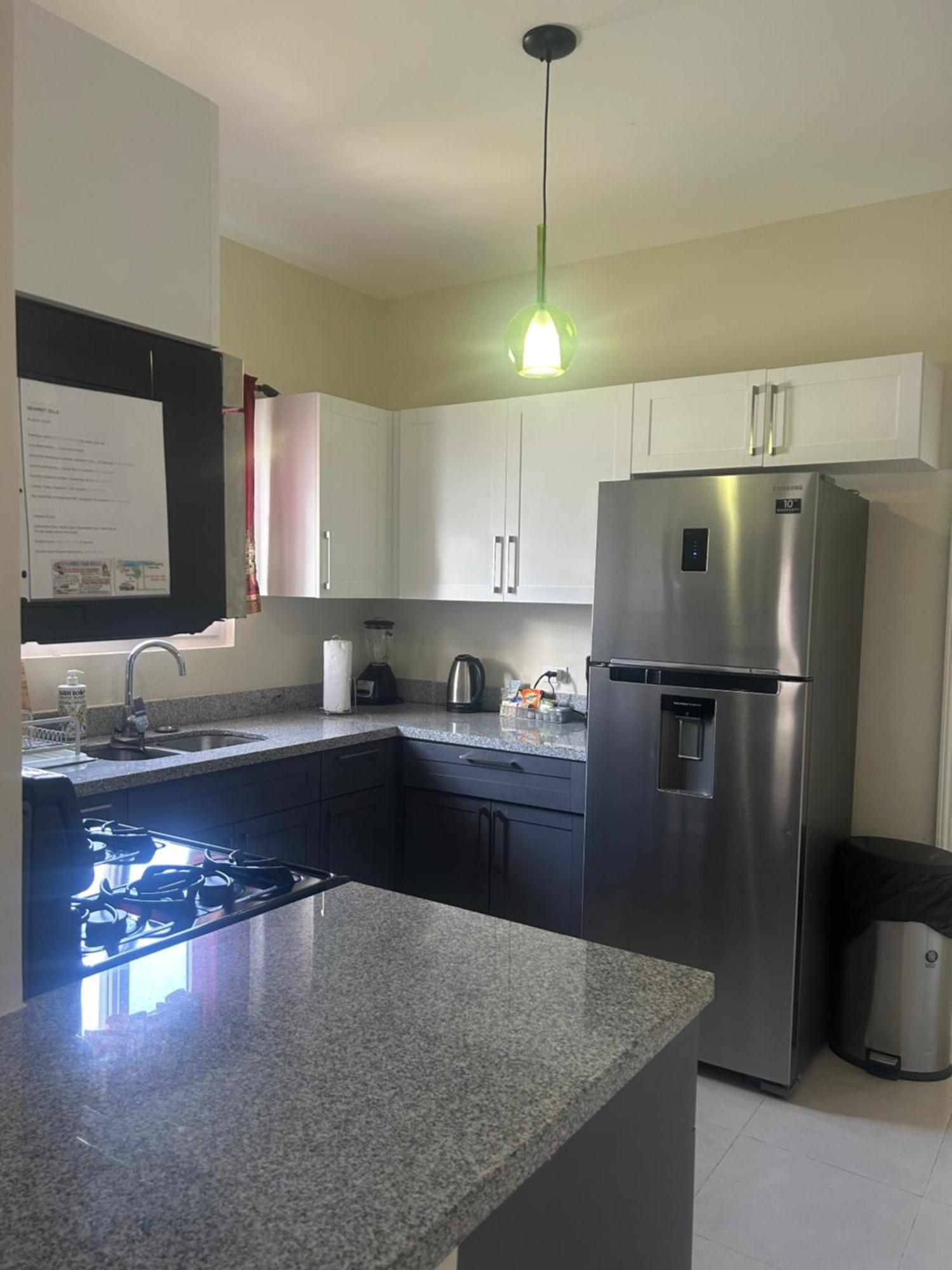Seamist Villa @Oceanpointe Lucea Comfy 2Br W/Pool Gym & Parking Exterior photo